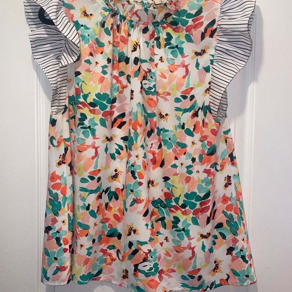 JODIFL Pink and Orange Flutter Sleeve Blouse